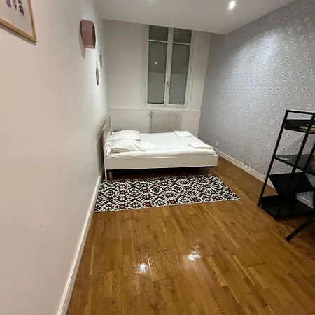 Grand Madrid - Pied-a-terre 8e 10p * Παρίσι
