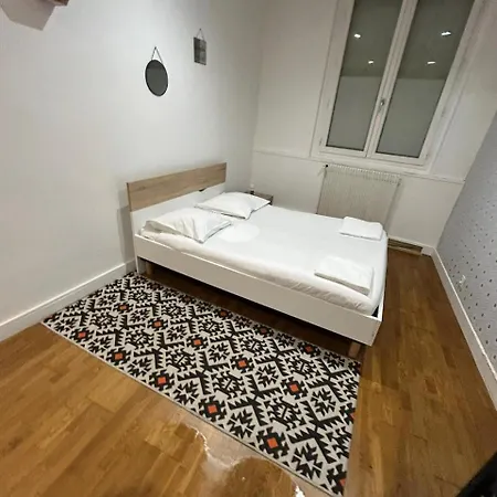Appartement Grand Madrid - Pied-a-terre 8e 10p *