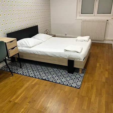 Grand Madrid - Pied-a-terre 8e 10p Διαμέρισμα Παρίσι